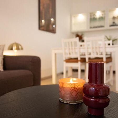 Xenia Apartments - Enjoy Porta Venezia In Modern Apt- 10 Min From Duomo Milão Exterior foto